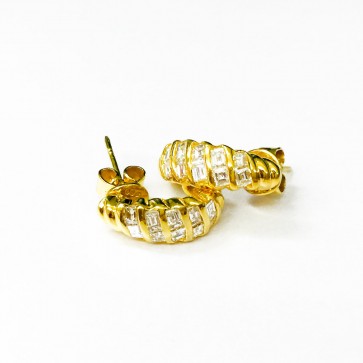 20K YG DIAMOND EARRING