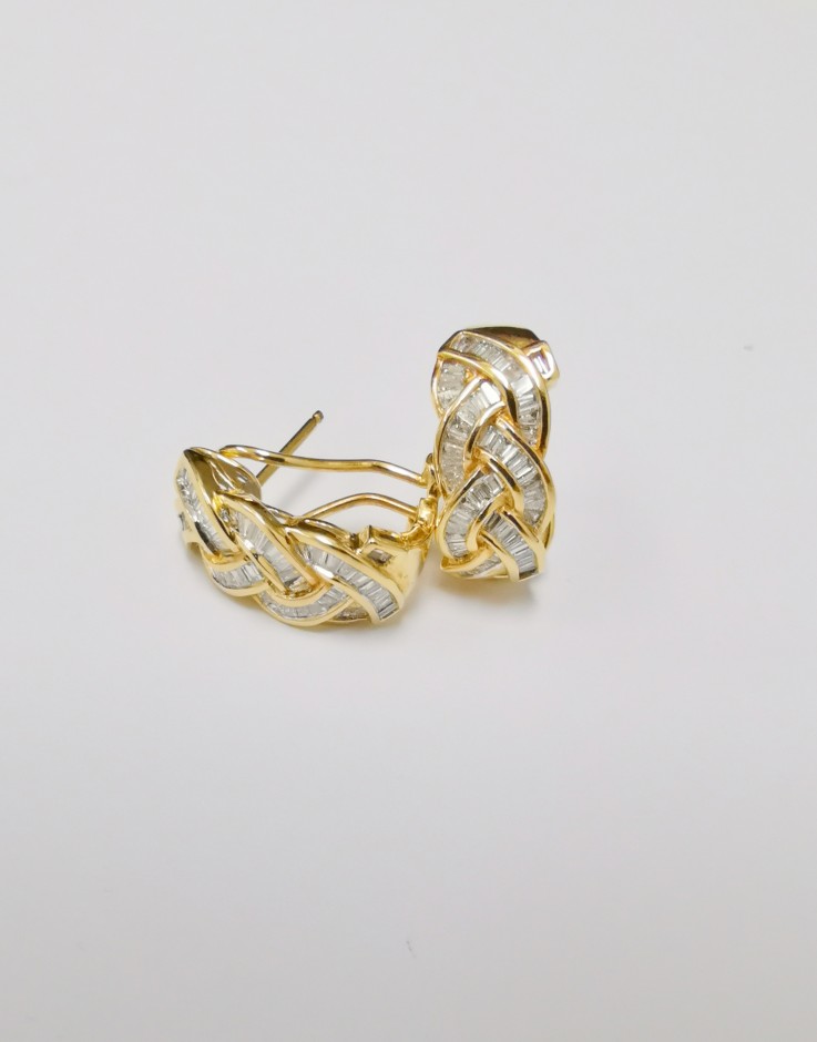 20K YG DIAMOND EARRING