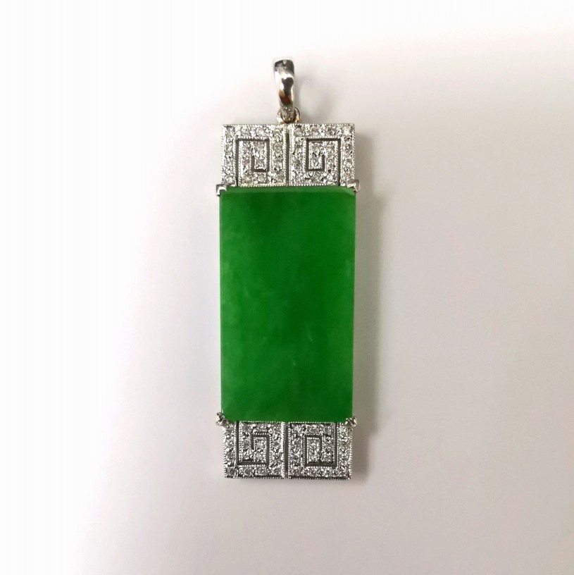 18K WG JADE DIA PENDANT EST.D64-0.28CT