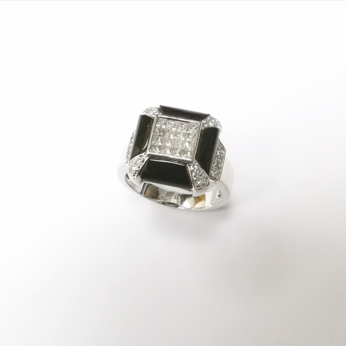 18K WG DIA & GEM RING