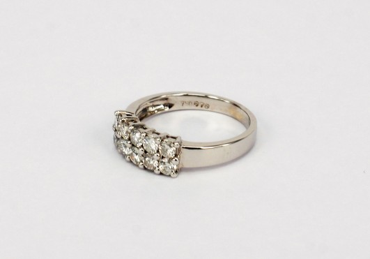 18K WG Diamond Ring