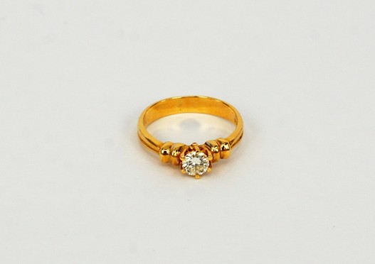 20K YG Diamond Ring