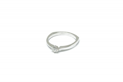 18K WG Diamond Ring