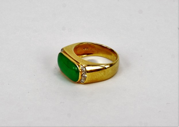 20K YG Diamond & Jade Ring